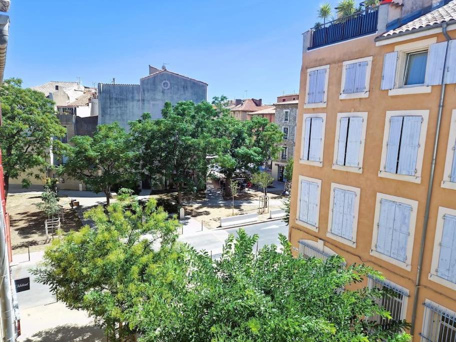 A 100m Des Barques Apartment